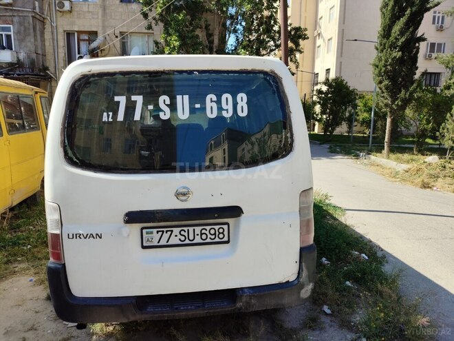 Nissan Urvan 2008, 130,000 km - 3.0 l - Bakı