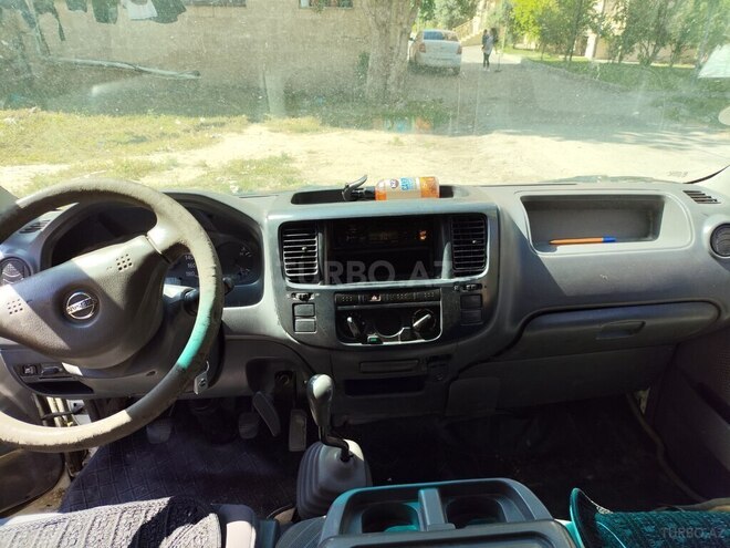 Nissan Urvan 2008, 130,000 km - 3.0 l - Bakı