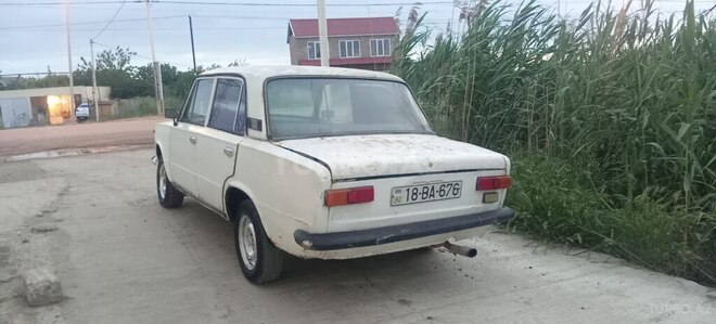 LADA (VAZ) 21011 1981, 65,874 km - 1.3 л - Salyan