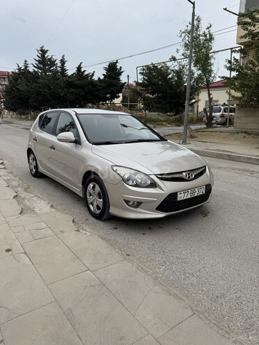 Hyundai i30 2011, 270,000 km - 1.6 l - Bakı