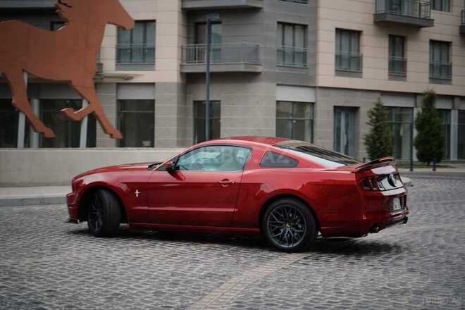 Ford Mustang 2013, 169,648 km - 3.7 l - Bakı