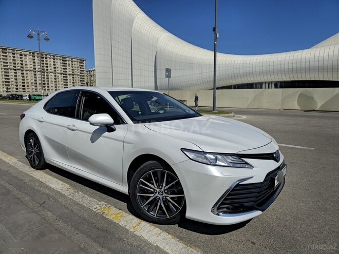 Toyota Camry 2021, 8,600 km - 2.5 л - Bakı