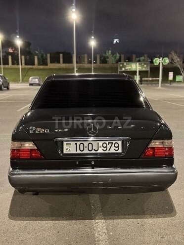 Mercedes E 220 1994, 392,000 km - 2.2 l - Bakı