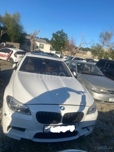 BMW 520 2015, 220,000 km - 2.0 l - Bakı