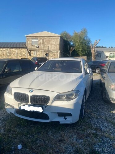BMW 520 2015, 220,000 km - 2.0 l - Bakı