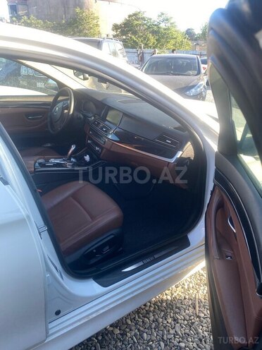 BMW 520 2015, 220,000 km - 2.0 l - Bakı