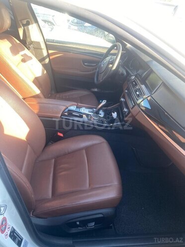 BMW 520 2015, 220,000 km - 2.0 l - Bakı