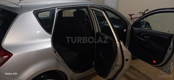 Kia Ceed 2010, 277,000 km - 1.6 л - Bakı