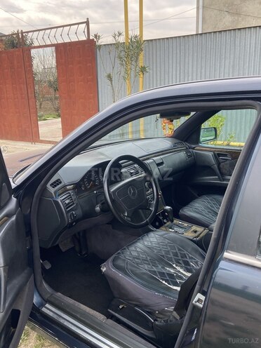 Mercedes E 280 1996, 939,160 km - 2.8 l - Göytəpə