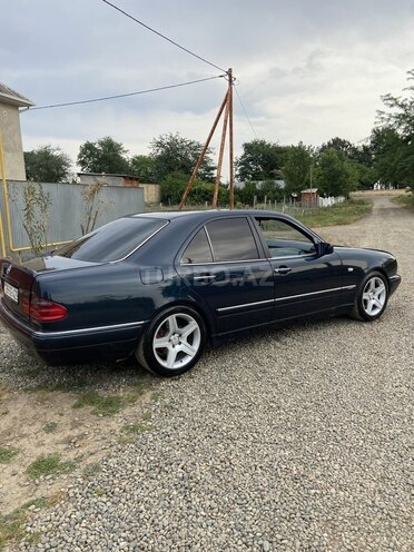Mercedes E 280 1996, 939,160 km - 2.8 l - Göytəpə