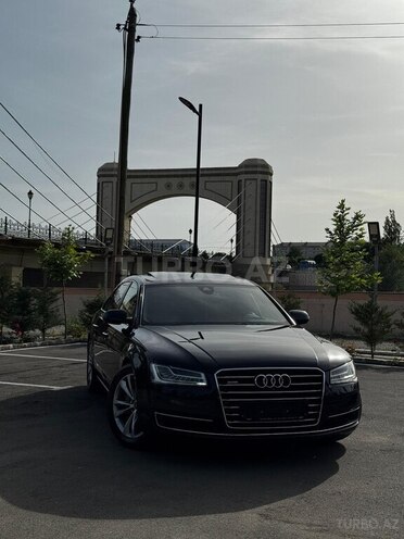 Audi A8 2015, 161,600 km - 4.0 l - Naxçıvan