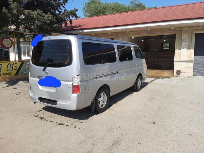Nissan Urvan 2008, 300,000 km - 3.0 l - Bakı