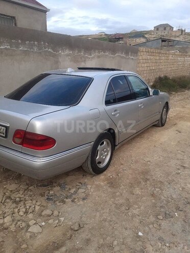 Mercedes E 220 d 1998, 453,806 km - 2.2 л - Bakı