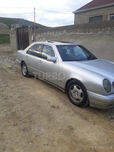 Mercedes E 220 d 1998, 453,806 km - 2.2 л - Bakı