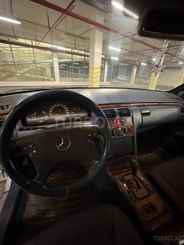Mercedes E 220 d 2000, 864,000 km - 2.2 л - Bakı