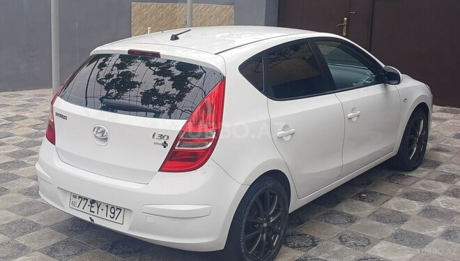 Hyundai i30 2009, 190,000 km - 1.4 l - Bakı