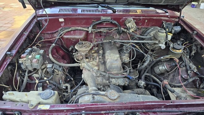 Toyota Hilux Surf 1992, 200,000 km - 2.4 l - Şəmkir