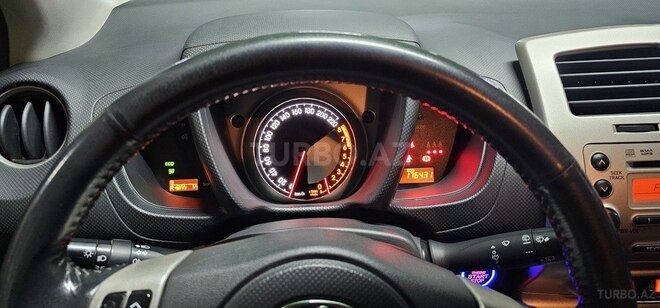 Toyota Urban Cruiser 2009, 175,000 km - 1.3 л - Bakı