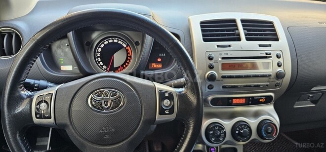 Toyota Urban Cruiser 2009, 175,000 km - 1.3 л - Bakı