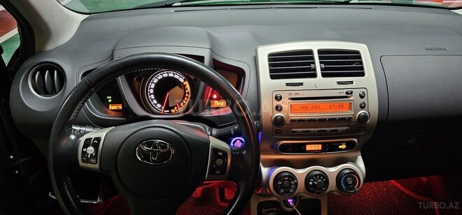 Toyota Urban Cruiser 2009, 175,000 km - 1.3 л - Bakı