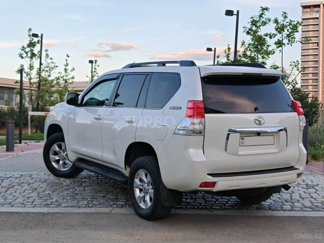 Toyota Land Cruiser Prado 2012, 260,000 km - 2.7 l - Bakı