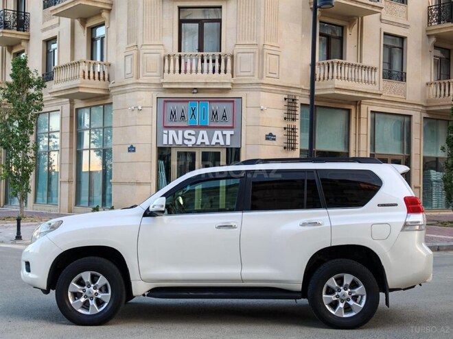 Toyota Land Cruiser Prado 2012, 260,000 km - 2.7 l - Bakı