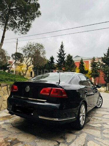 Volkswagen Passat 2014, 240,000 km - 2.5 л - Bakı
