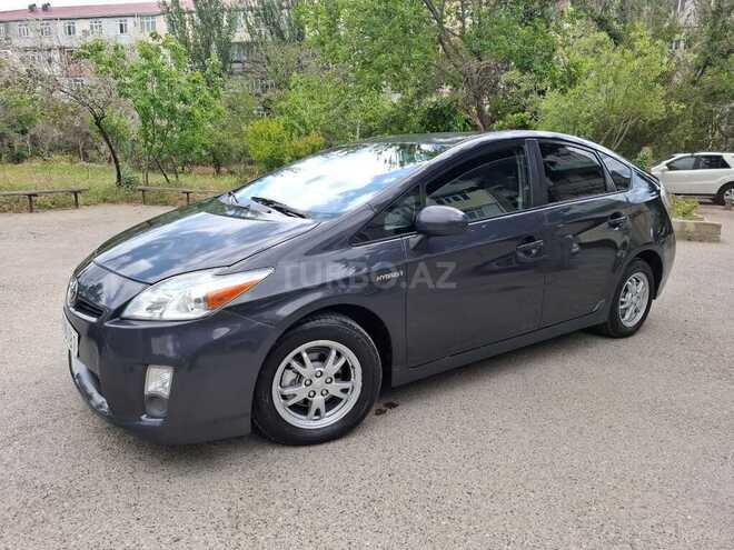 Toyota Prius-6