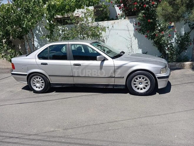 BMW 320 1992, 45,000 km - 2.0 л - Bakı