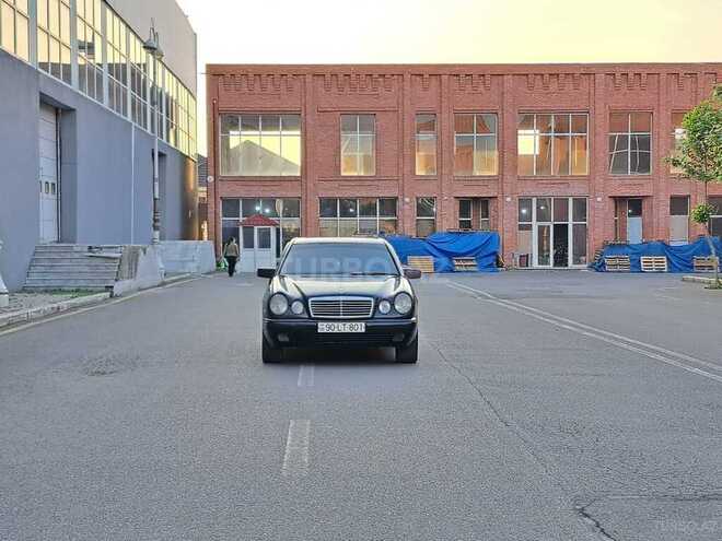 Mercedes E 240 1999, 327,707 km - 2.4 л - Gəncə