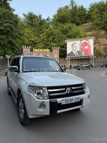 Mitsubishi Pajero 2008, 500,000 km - 3.0 л - Bakı