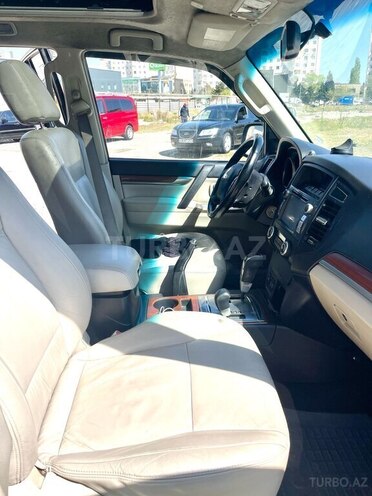 Mitsubishi Pajero 2008, 500,000 km - 3.0 л - Bakı