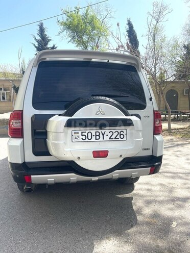 Mitsubishi Pajero 2008, 500,000 km - 3.0 л - Bakı