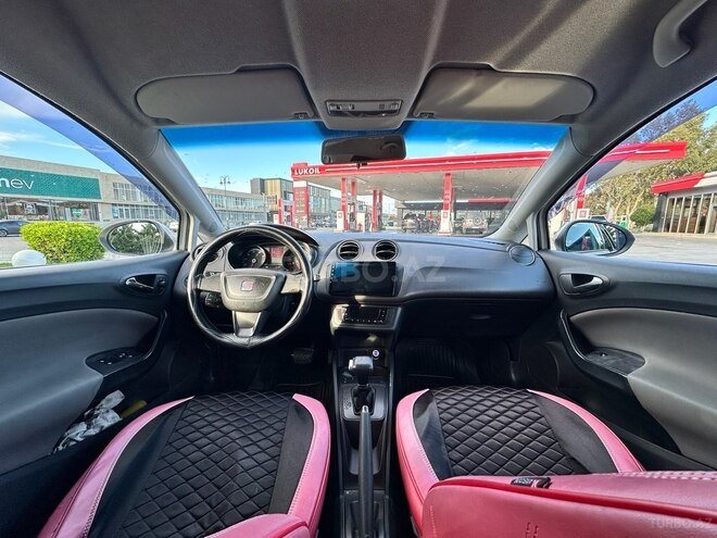 SEAT Ibiza-14