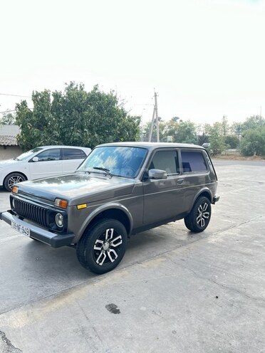 LADA (VAZ) Niva 2014, 153,000 km - 1.7 л - Saatlı