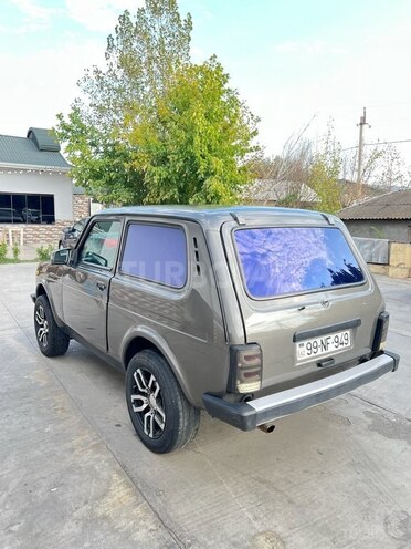 LADA (VAZ) Niva 2014, 153,000 km - 1.7 л - Saatlı