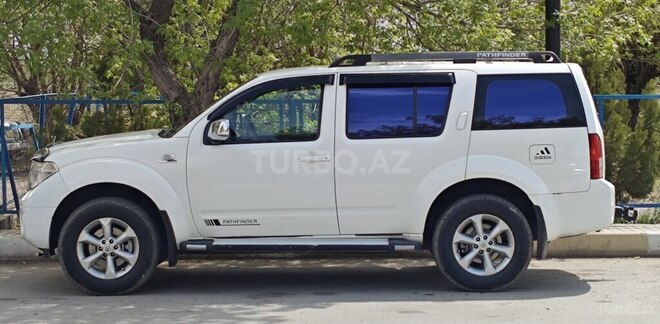 Nissan Pathfinder 2009, 447,000 km - 2.5 l - Naxçıvan