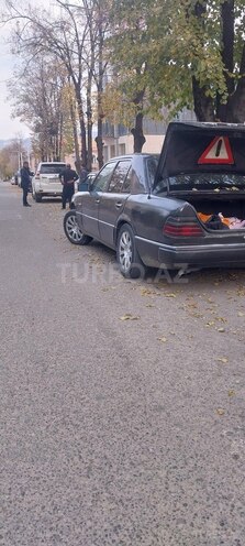 Mercedes E 250 1994, 56,472 km - 2.5 л - Tərtər