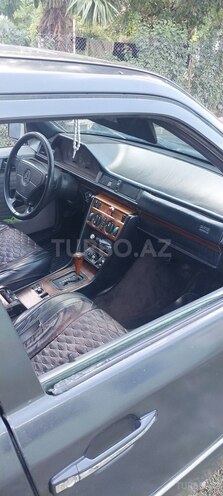 Mercedes E 250 1994, 56,472 km - 2.5 л - Tərtər