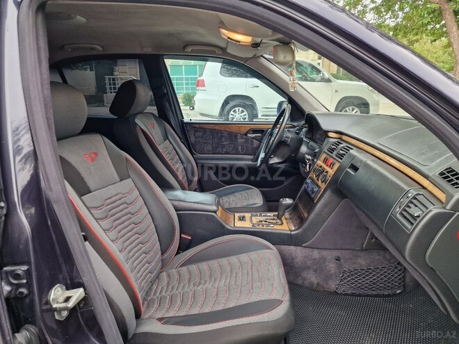 Mercedes E 220 d 1999, 422,233 km - 2.2 l - Sumqayıt