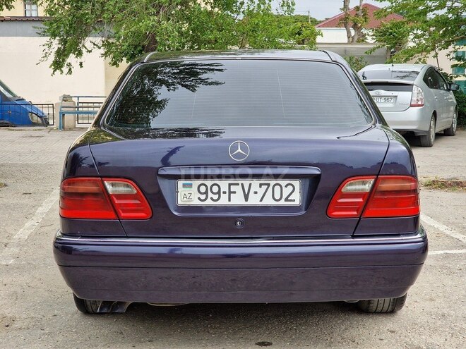 Mercedes E 220 d 1999, 422,233 km - 2.2 l - Sumqayıt