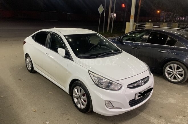 Hyundai Accent 2015, 182,000 km - 1.6 л - Bakı