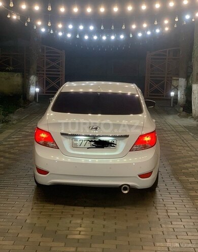 Hyundai Accent 2015, 182,000 km - 1.6 л - Bakı