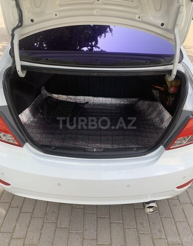 Hyundai Accent 2015, 182,000 km - 1.6 л - Bakı