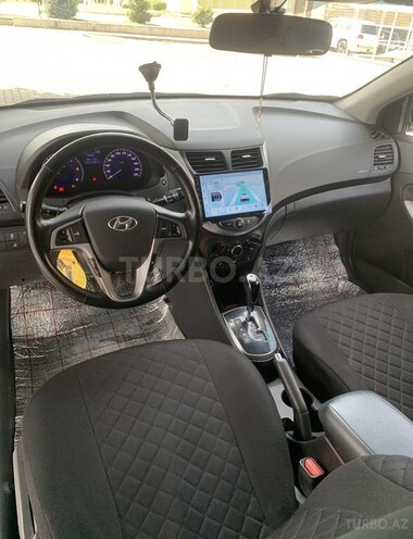 Hyundai Accent 2015, 182,000 km - 1.6 л - Bakı