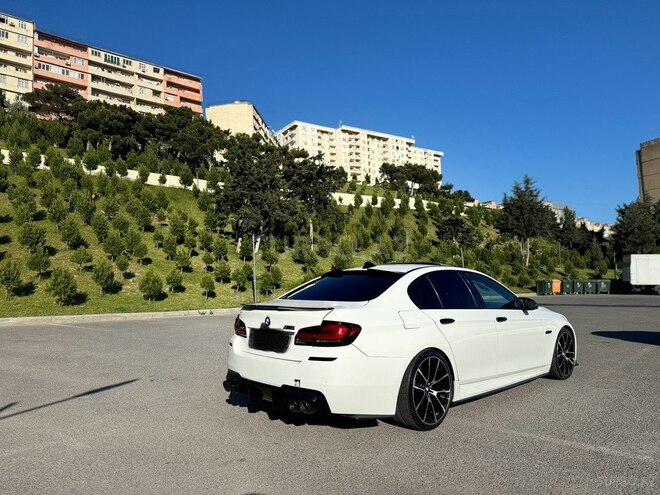 BMW 528 2015, 113,000 km - 2.0 l - Bakı