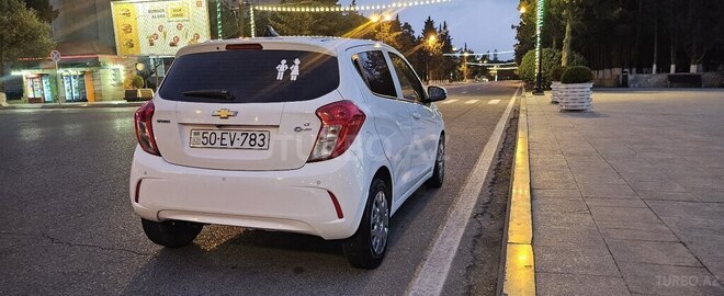 Chevrolet Spark 2016, 65,783 km - 1.0 l - Sumqayıt