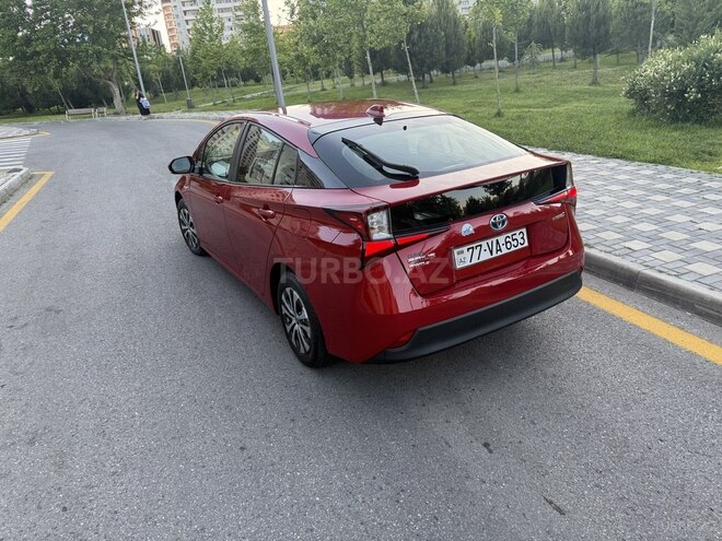Toyota Prius-2
