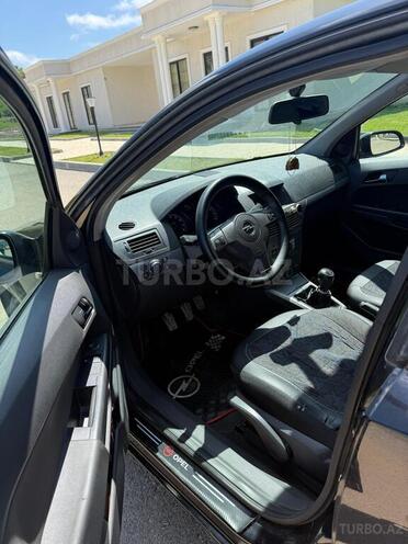 Opel Astra 2004, 225,000 km - 1.4 l - Cəbrayıl
