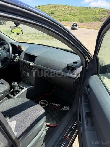 Opel Astra 2004, 225,000 km - 1.4 l - Cəbrayıl